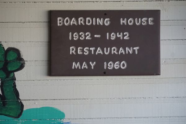 [Picture of Bon Ton boarding house sign]
